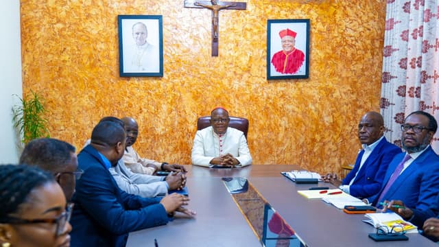 Les responsables des Églises lors de la rencontre avec l'opposition à Kinshasa