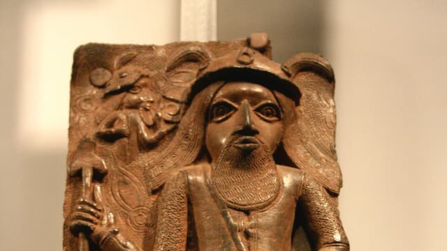 Plaque en bronze du royaume du Bénin