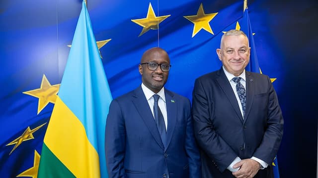 Rwanda proteste contre la réintégration du porte-parole des FARDC Sylvain Ekenge