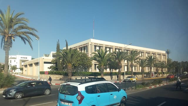 Maroc : le crédit bondit de 10,9 % mais les banques cotées voient leurs résultats plombés