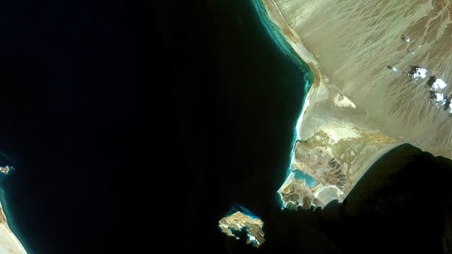 Yémen : les Houthis progressent vers Bab el-Mandeb, Riyad demande des frappes américaines