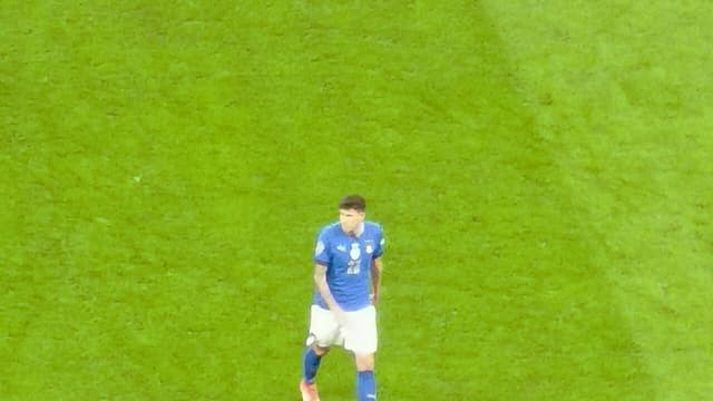 Bastoni ouvre la porte au Barça, mais exige l'aval de Flick