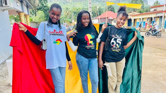 Guinée : une exposition honore les compagnons de l'indépendance pour la fête nationale