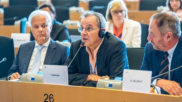 Thierry Mariani appelle l'UE à sanctionner Paul Kagame pour le GENOCOST en RDC