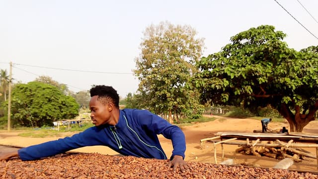 Le Ghana vise l'interdiction des exportations de matières premières d'ici à 2030
