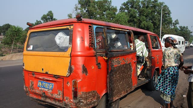 Mobilité urbaine à Kinshasa : Bemba annonce la mise en circulation de 490 bus « Esprit de vie » avant la fin de l'année