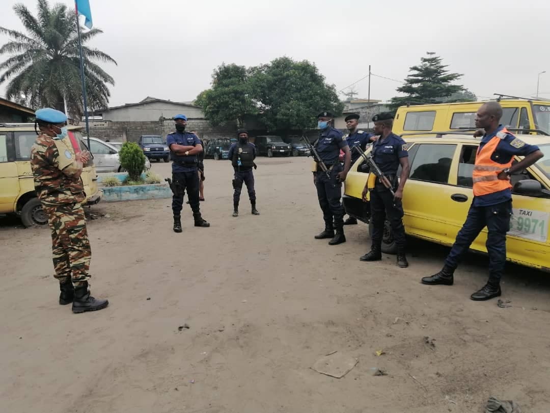 Des agents de la Police nationale congolaise lors d'une session de formation à Kinshasa.