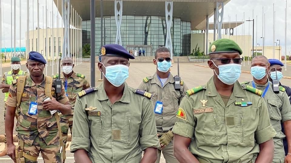 Mali : la junte en réunion de crise après une série d'attaques jihadistes