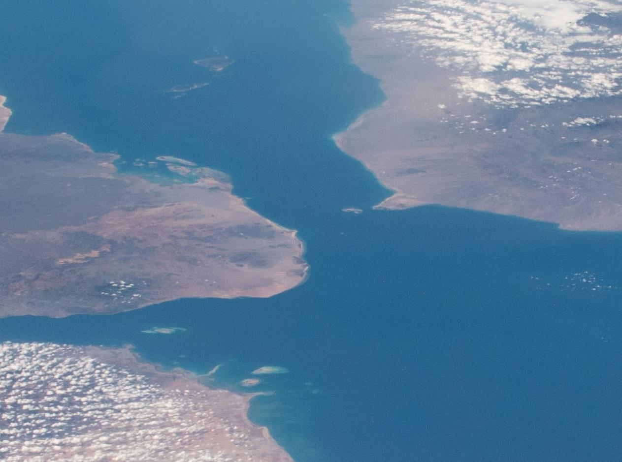 Tensions à Bab-el-Mandeb : les armateurs repensent leurs routes maritimes
