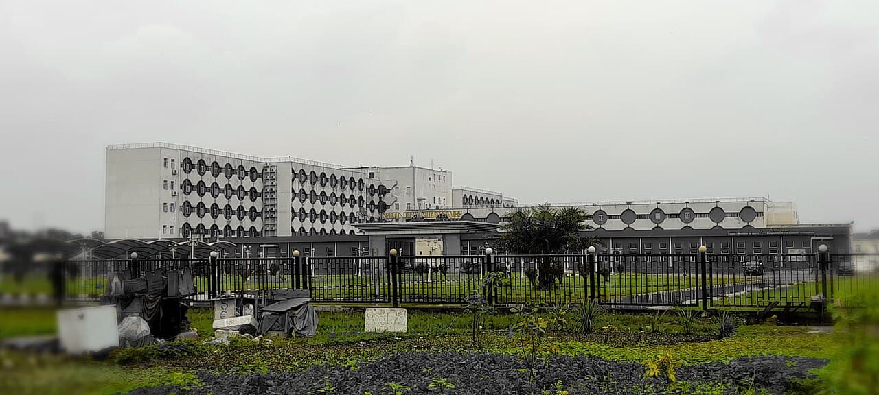 Suspension de l'inhumation d'un militant de la C64 à Kinshasa, tension à l'hôpital du Cinquantenaire