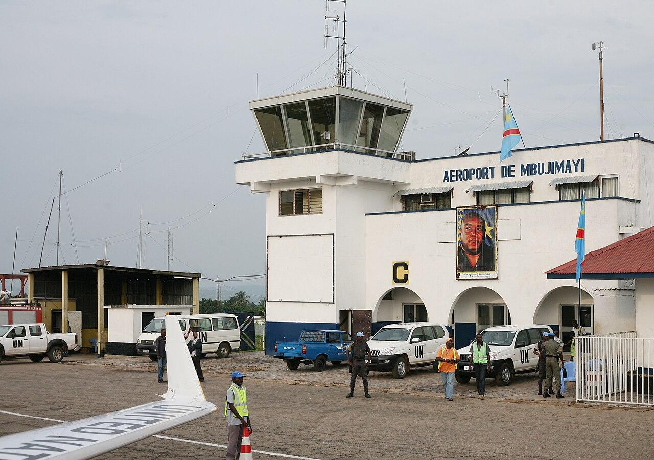 Vente de pain en porte-à-porte à Mbuji-Mayi : essor et inquiétudes sanitaires