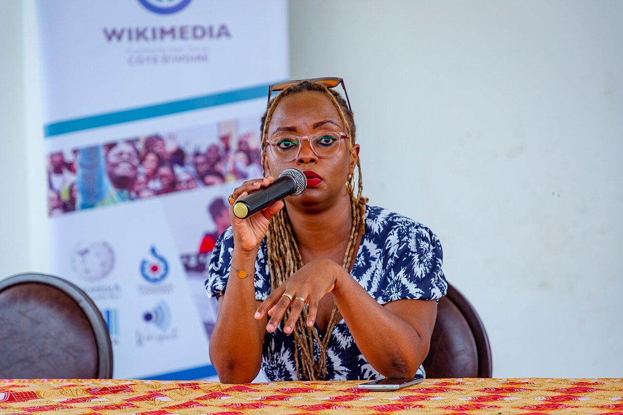 Côte d'Ivoire: les enseignants rappelés à l'ordre après la diffusion d'images d'élèves sur les réseaux sociaux