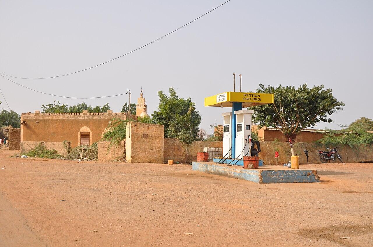 Pénurie d'essence à Niamey : files d'attente et rationnement dans la capitale nigérienne