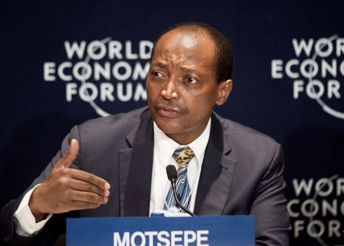 Afrique du Sud : Patrice Motsepe favori pour succéder à Ramaphosa selon un sondage