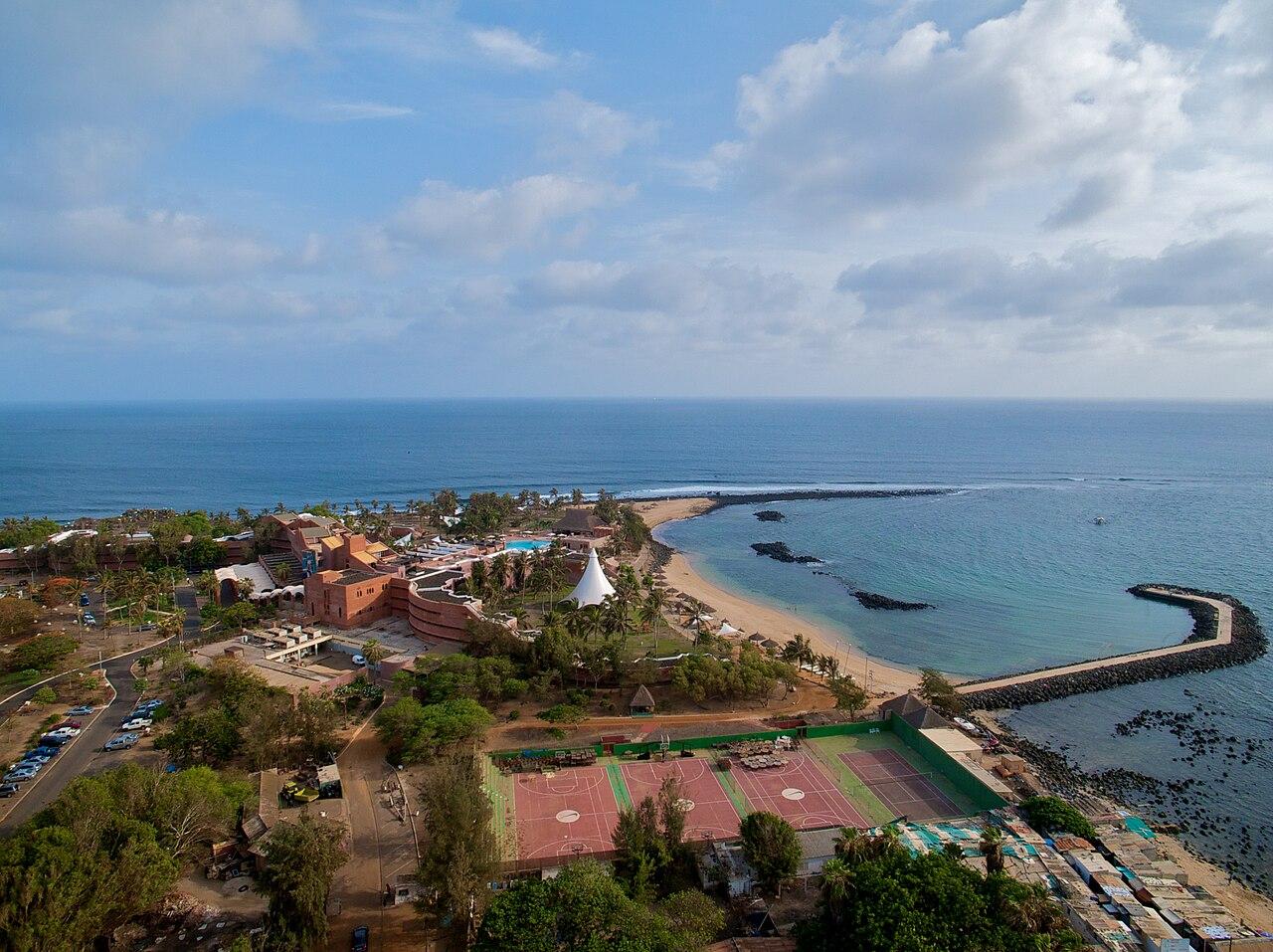 Inondations à Dakar : au moins quatre morts et plusieurs quartiers bloqués