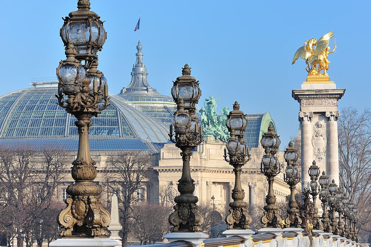 Art Basel Paris : l'artiste ivoirien Carl-Édouard Keïta expose au Grand Palais avant la fermeture anticipée